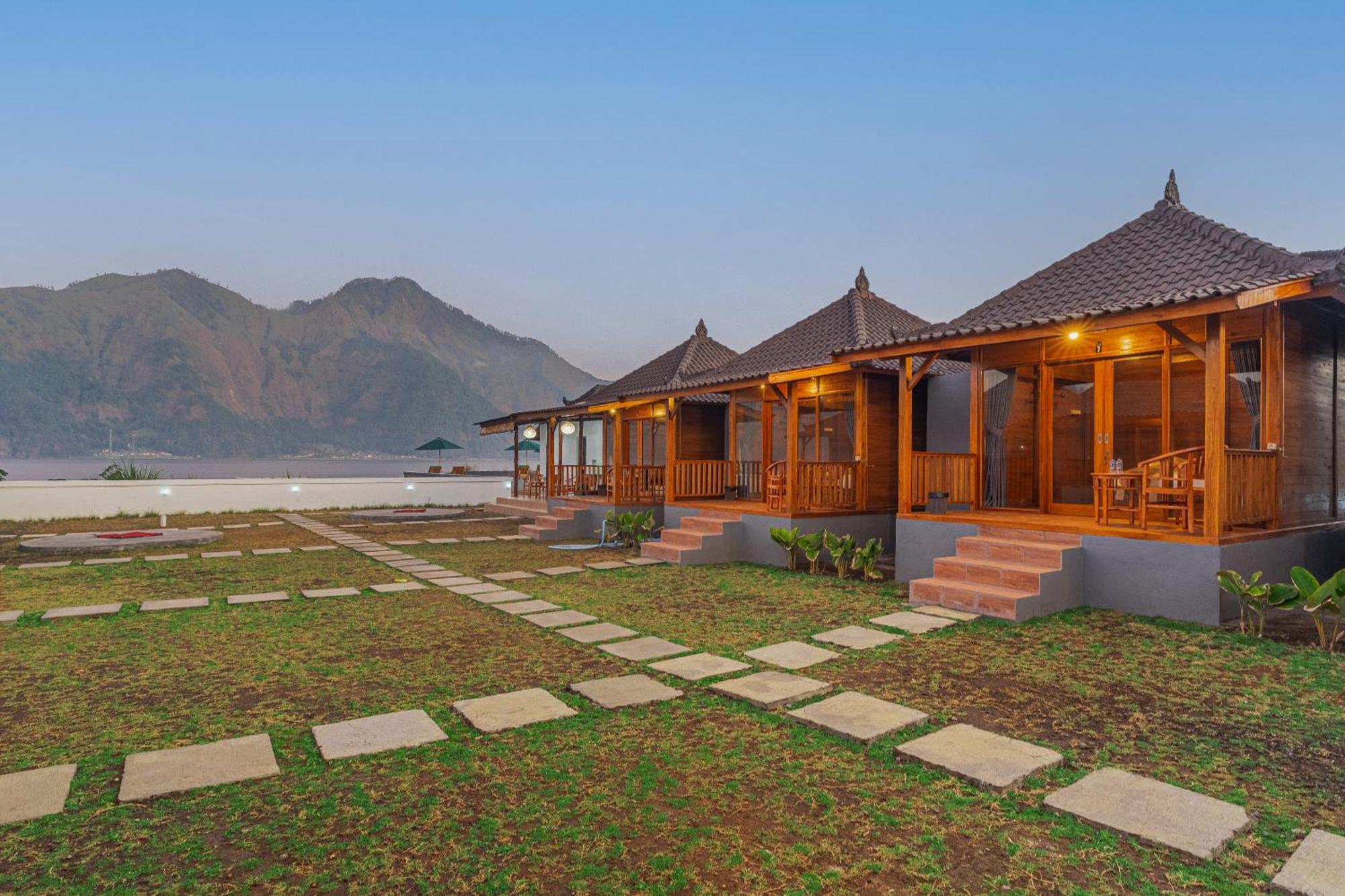 D Sila'S Tepi Danu Villas Kintamani & Natural Hot Spring Esterno foto